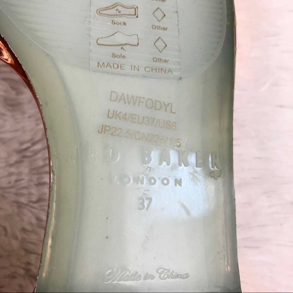 Ted Baker Cut Out Rose Gold Jelly Slipper Flats - Picture 6 of 6
